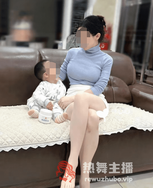 高中女教师后续！曾是大学海后，2022年闪婚丈夫疑似身体不行？