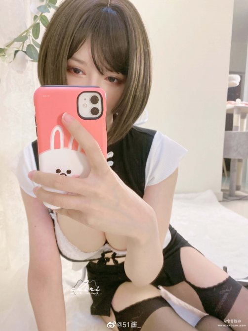 韩版OL女郎制服 cosplay 女秘书超短裙 上身效果不错