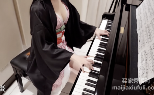 B站第一钢琴女神 Pan Piano 女神露脸了！