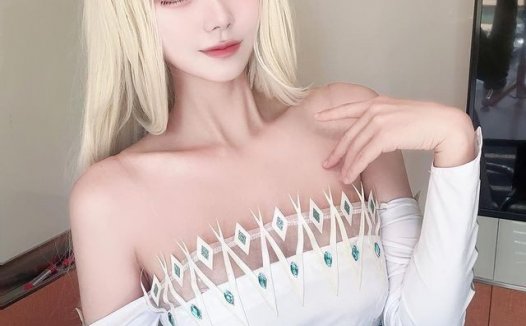 【美图】第666期：黑丝美腿眼神妩媚的韩国美女 Coser Nariddyang 福利美图欣赏